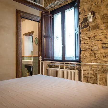 Bed & Breakfast Borgoinpietra